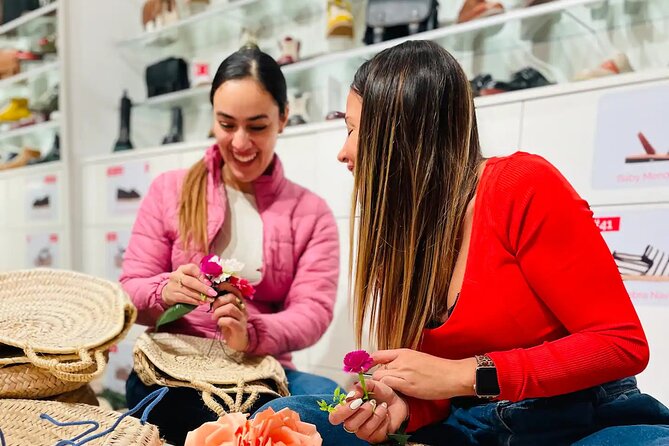 Design and Craft a Raffia Bag in Barcelona - Raffia bag making in Barcelona’s Gothic Quarter workshop