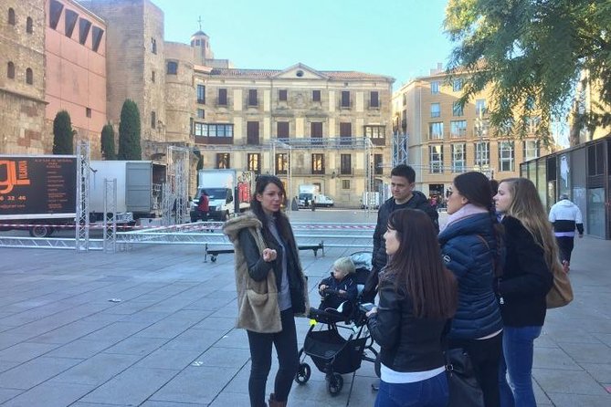 Discover Barcelona’s Gothic Quarter | Private & Semi-Private - Plaza del Dei and the Columbus handshake that changed the world