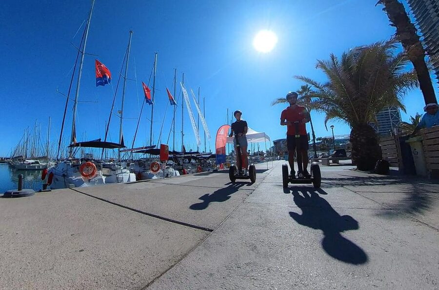 Discover Barcelona with a Guided Segway Tour - Parc de la Ciutadella and the Arc de Triomf: city sightseeing with breathing room