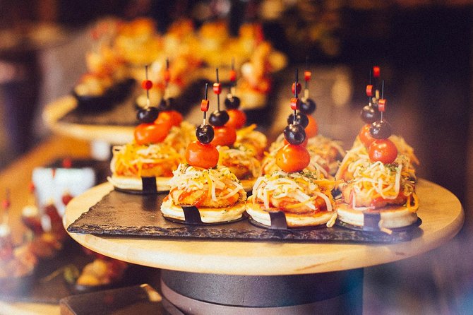 Drinks & Bites in El Born Private Tour - Private guide with real customization, not rigid “one size fits all”