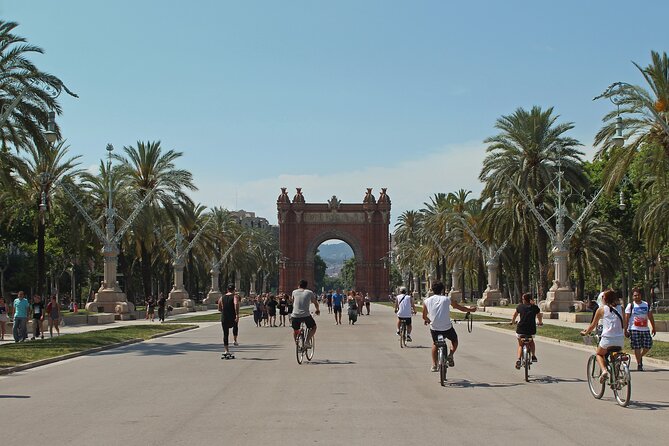 E-Bike Barcelona Highlights & Park Guell in Small Group - Why This Barcelona E-Bike Highlights Tour Works for Time-Starved Sightseers