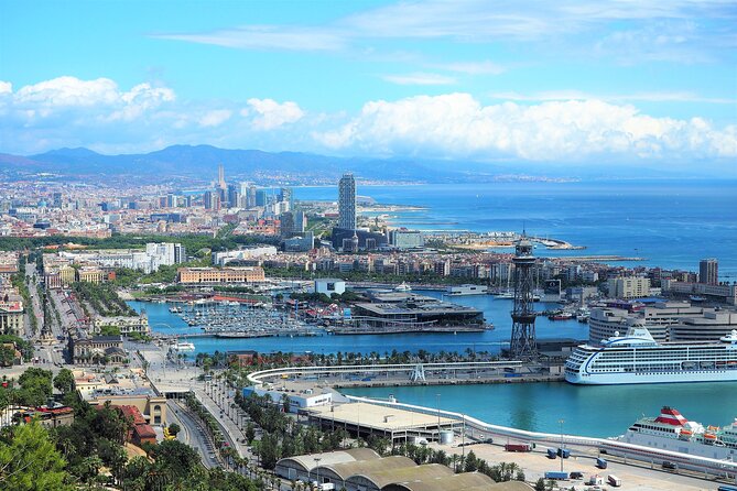 E-Bike Barcelona Highlights & Park Guell in Small Group - Modernisme on Passeig de Gràcia: La Pedrera, Casa Batlló, and Friends