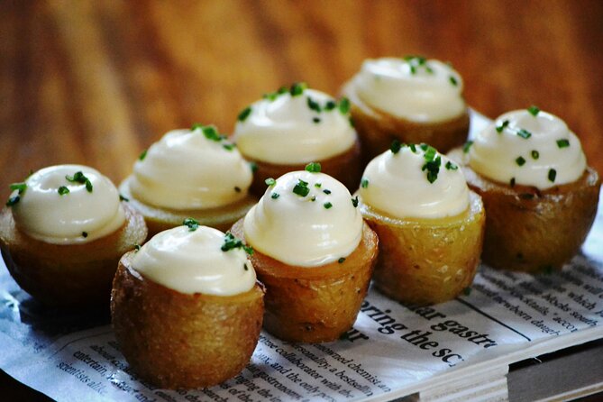 Eat Like a Local: Hidden Gràcia Catalan Food Tour in Barcelona - Why the guide makes this tour feel personal