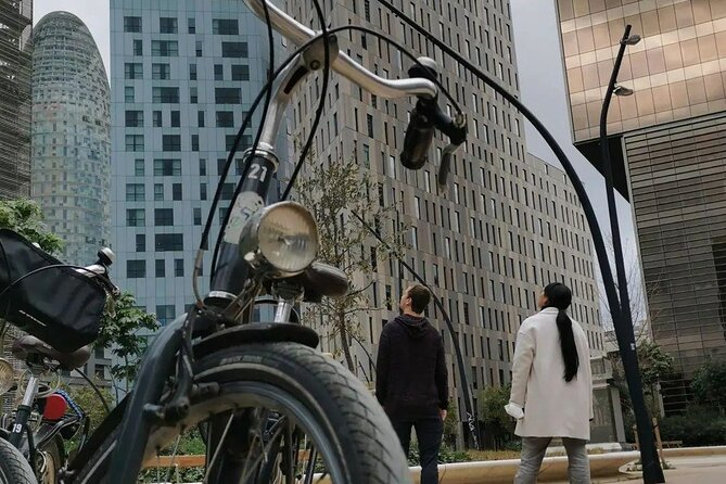 Eco-friendly Barcelona Bike Tour from a Local Perspective - Where you start: learning by the water, not just biking