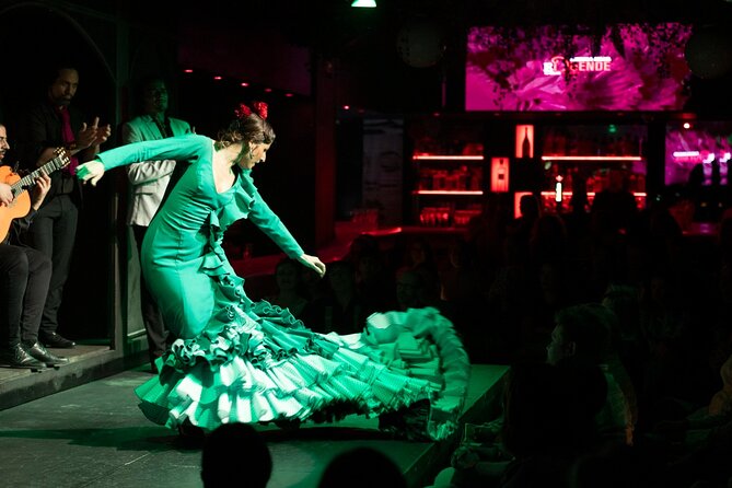 El Duende Flamenco Show with drink option at La Rambla Barcelona - The 55-Minute Show: How the Night Actually Plays Out