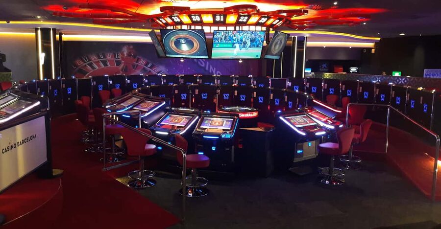 Enjoy Casino Barcelona: Entry, Cocktail & Exclusive Gift - Entering Casino Barcelona’s 7,000-Square-Meter Gaming World