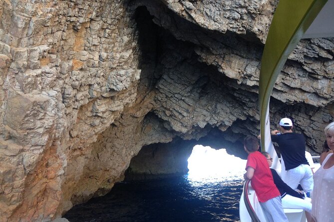 Estartit (1h 30m STOP) & Medes Islands - Super Underwater Vision - Sailing over the Roses bay and El Montgrí’s “sleeping bishop”