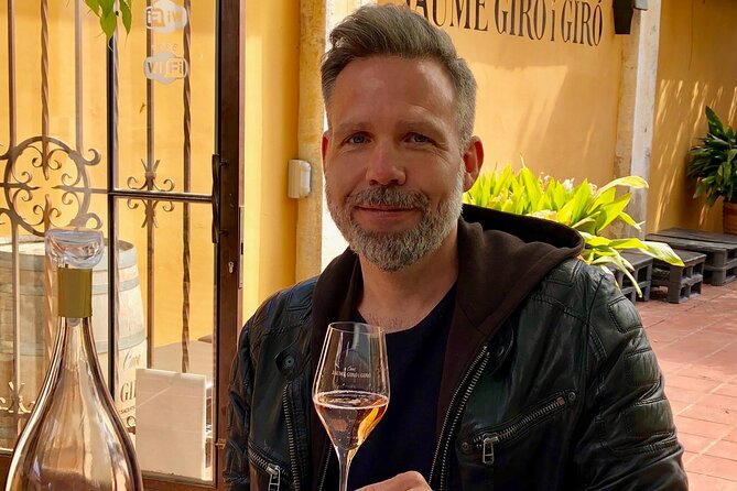 Exclusive Champagne & Chocolate Getaway - with excellent lunch - Family-run Cava winery and three premium tastings