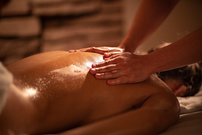 Exfoliating and Moisturizing Body Treatment of 60 min in THAI MASSAGE ALURA - Shower, tea, water, or fruit juice, and the way it ends