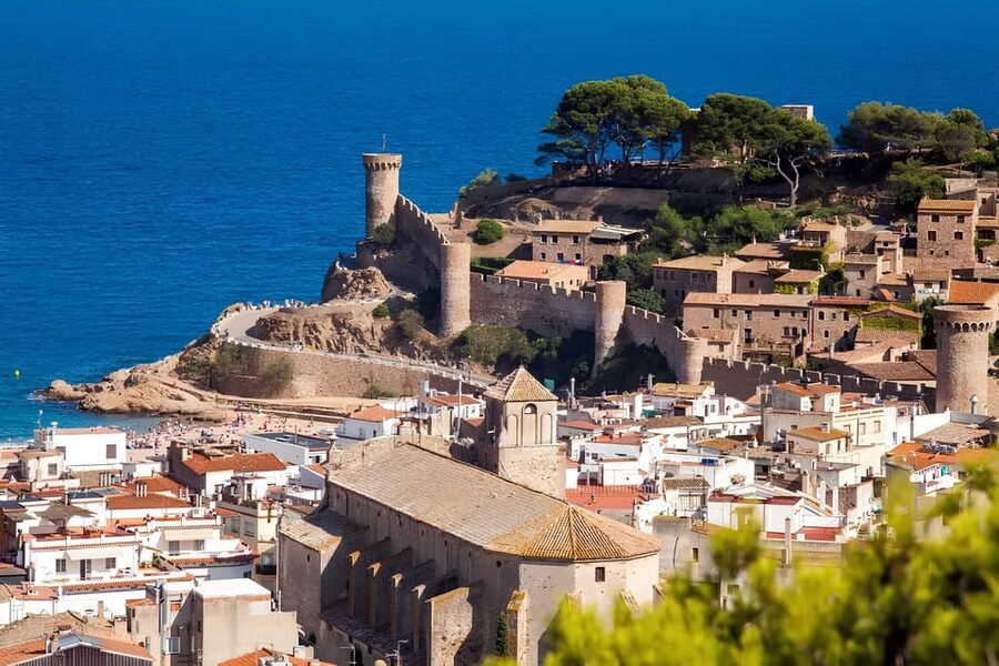 Explore Costa Brava & Tossa de Mar: Trails, snorkel & meal - Lunch in Catalonia: built in, but plan for drinks