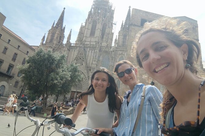 Familly friendly traditions & food tour: tailored tapas & games! - El Born and La Ribera: The Medieval-Looking Backstreets You’ll Want to Revisit