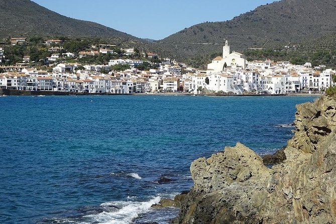 Figueres, Dalí & Cadaqués - Small group - What to Pack for a Day That Mixes Museums, Cliffs, and Cobblestones