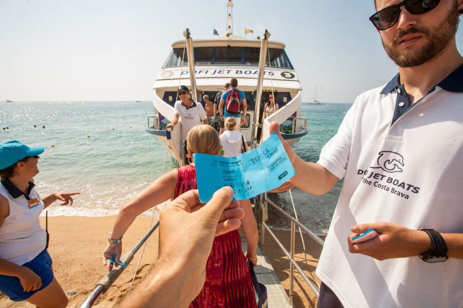 From Barcelona: Costa Brava Day Tour with Boat Trip - Tossa de Mar: medieval old town with guided structure, plus beach freedom