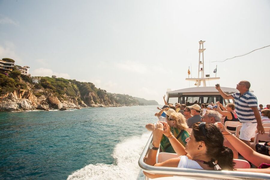 From Barcelona: Costa Brava Day Tour with Boat Trip - Getting to Lloret de Mar from Barcelona Nord (and why early matters)