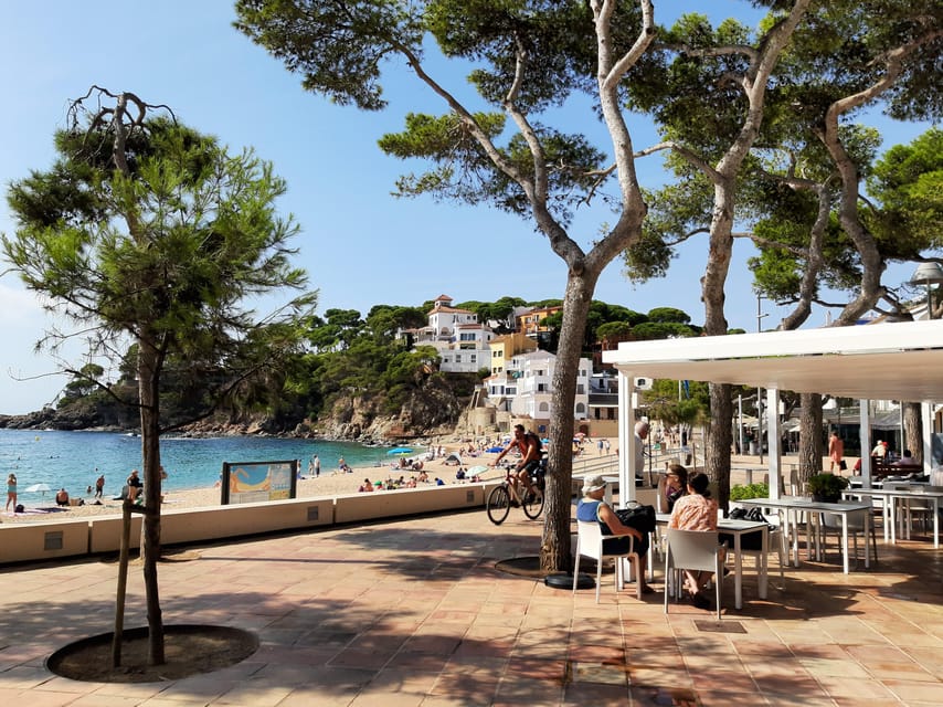 From Barcelona: Costa Brava Typical Towns full day tour - Begur under the old castle: mansions and the story of the Indians