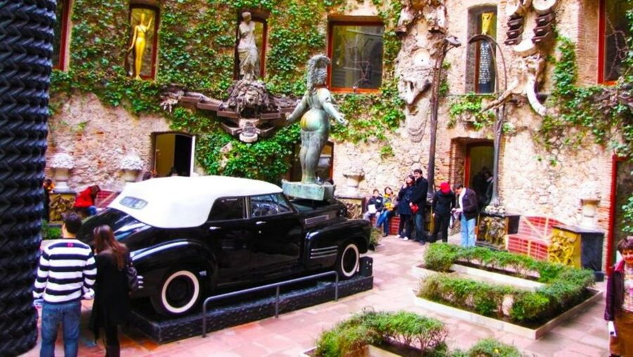 From Barcelona: Dalí Triangle and Cadaques Tour - Dalí Theatre and Museum: the big surrealist wow moment