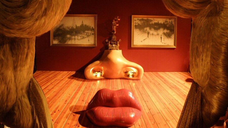 From Barcelona: Dalí Triangle and Cadaques Tour - Portlligat and Casa-Museu: the Dalí House visit that feels personal
