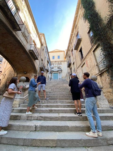 From Barcelona: Day Trip to France with Girona Visit - Collioure free time: lunch, strolling, and the Mediterranean pause