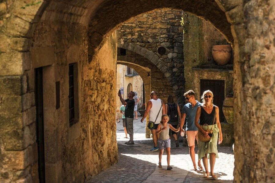 From Barcelona: Girona and Costa Brava Day Tour - Pals: a medieval village built from fortress lines