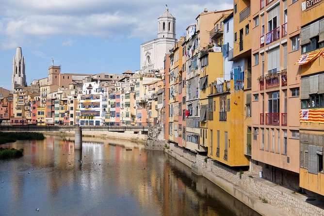 From Barcelona : Girona and Costa Brava Day Trip (VIP Small Group) - Pals: why the second town stop matters