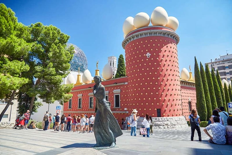 From Barcelona: Girona and Dalí Museum Small-group Day Tour - Key things to know before you go