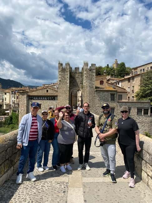 From Barcelona: Girona, Besalú & Castellfollit Day Trip - Lunch timing and what to expect from optional Catalan food