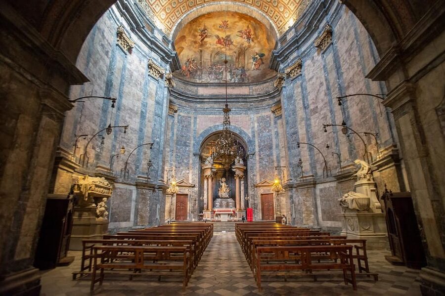 From Barcelona: Girona & Costa Brava Game of Thrones Tour - Girona Old Town Walk: Sant Pere to Santa Maria