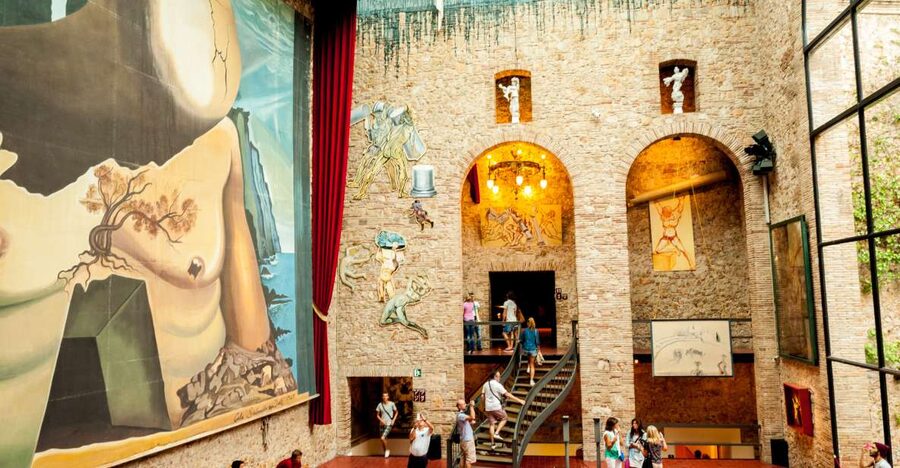 From Barcelona: Girona Guided Tour & Dalí Museum in Figueres - Girona old town: cathedral, Jewish Quarter, walls