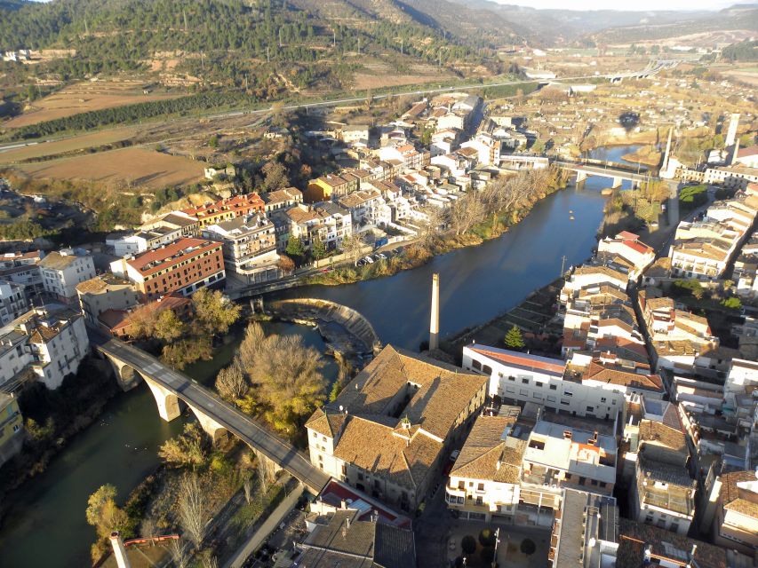 From Barcelona: Half-Day Hot Air Balloon Flight Ticket - The Crew Matters: Pilot Skills and Morning Confidence