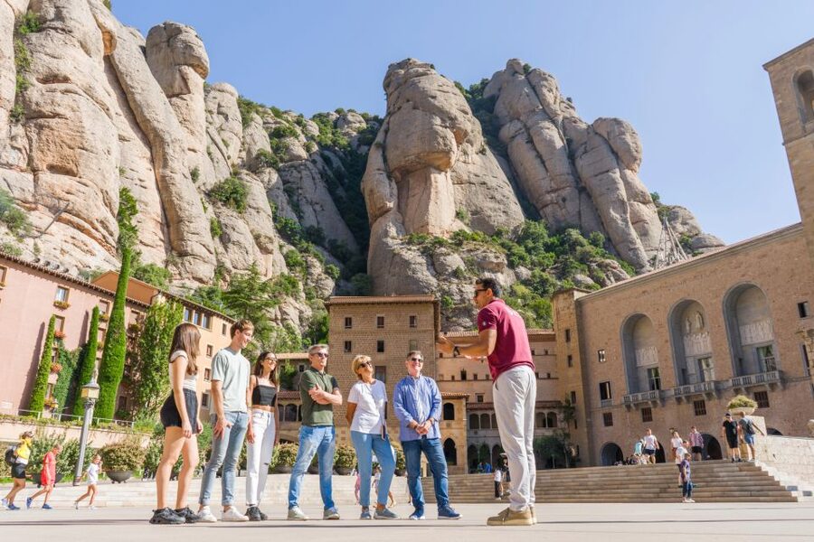 From Barcelona: Half-Day Montserrat Experience - Who This Half-Day Montserrat Tour Is Best For