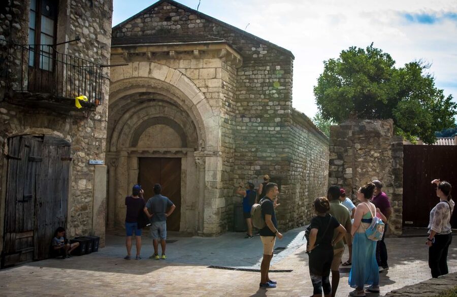 From Barcelona: Medieval Villages Day Tour - Why This Medieval Route Works From Barcelona
