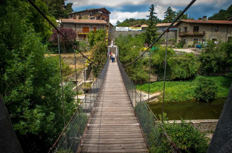 From Barcelona: Medieval Villages Day Tour - Who This Tour Fits Best (and Who Should Skip)
