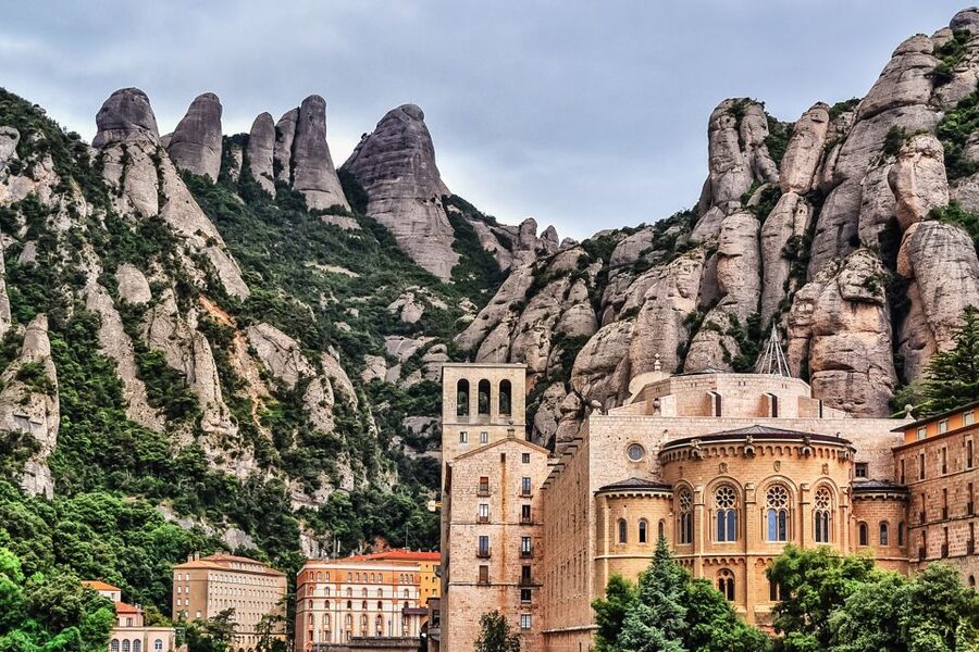 From Barcelona: Montserrat Day Trip with Optional Tickets - Quick Booking Decision: Should You Book This One?