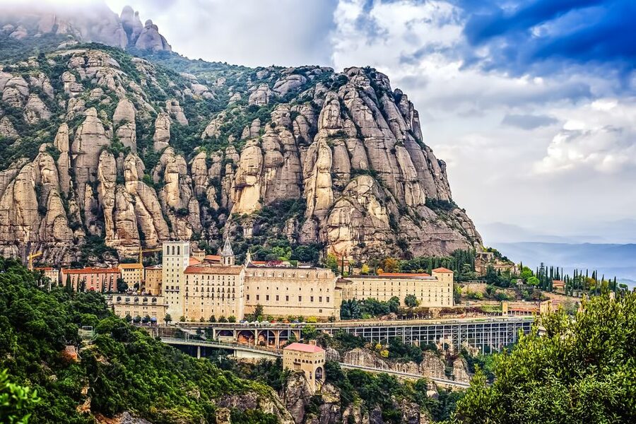 From Barcelona: Montserrat Day Trip with Optional Tickets - Who This Montserrat Day Trip Fits Best