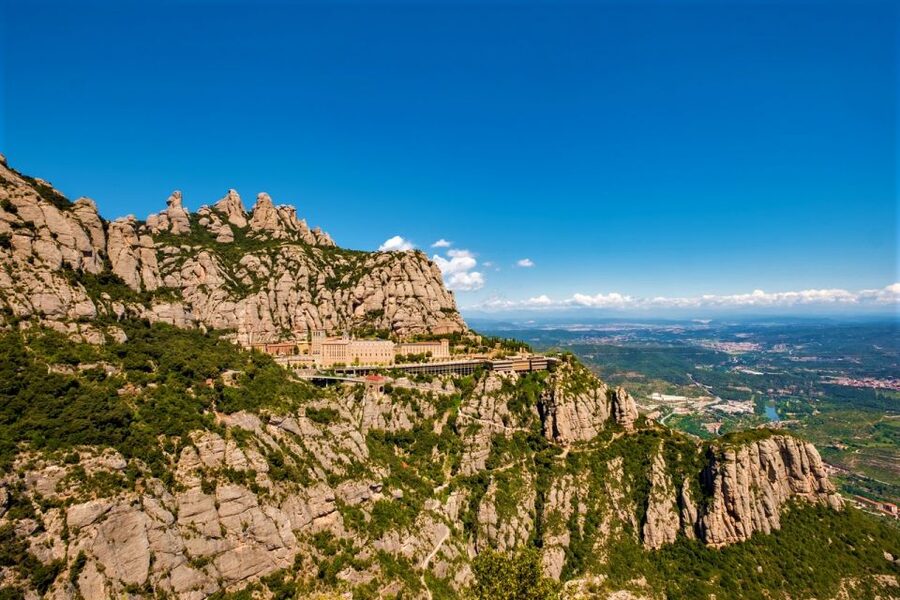 From Barcelona: Montserrat Monastery, Easy Hike, Cable Car - Santa Maria de Montserrat: Cloister and Chapel Time That Actually Makes Sense