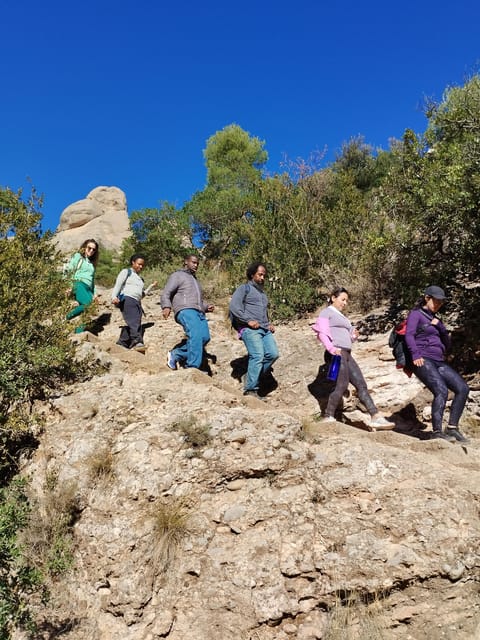 From Barcelona: Montserrat Monastery & Hike with Cable Car - Food tasting and the farmers market near the monastery