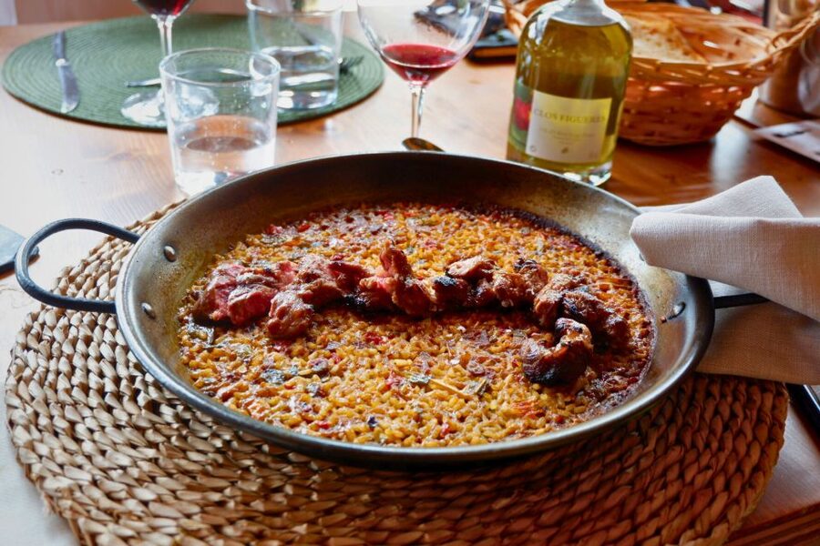 From Barcelona: Priorat's Exclusive Cellars, Wines & Nature - Price and value: does $877 make sense for a wine day?