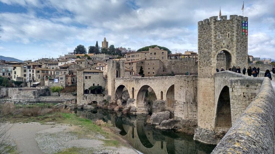 From Barcelona: Private Besalú and Medieval Towns Tour - Why This Medieval Town Circuit Works Better Than a Speed Tour