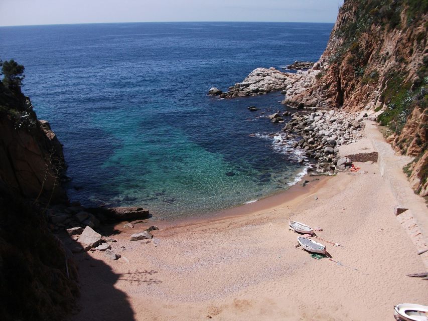 From Barcelona: Private Girona and Costa Brava Guided Tour - From Barcelona Pickup to the Drive Toward Girona