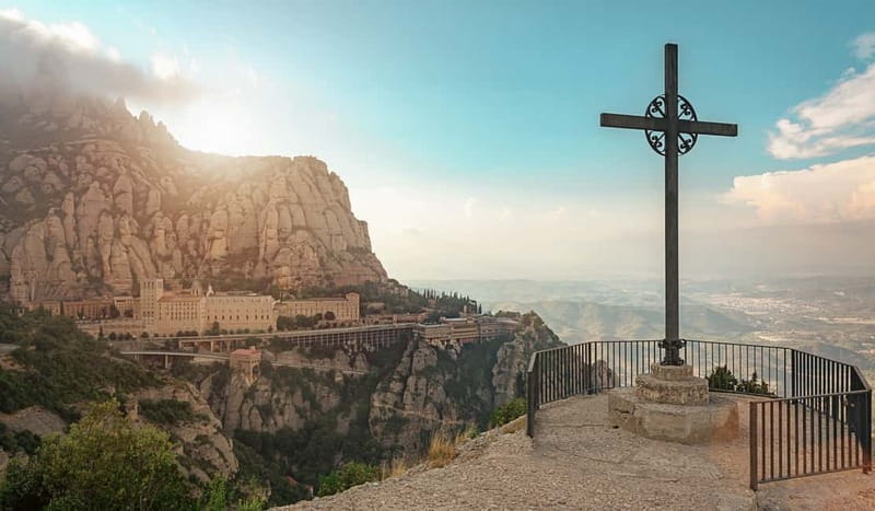 From Barcelona: Private Montserrat Guided Tour - Catalan food market time: how to snack and browse without losing your day