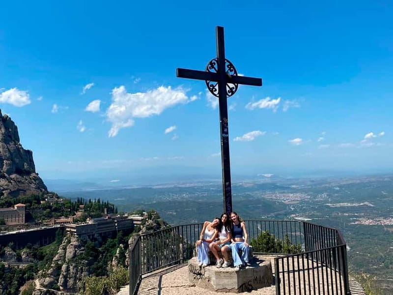 From Barcelona: Private Montserrat Guided Tour - Price and group size: what $623 buys for up to two