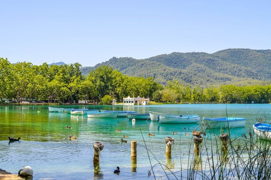 From Girona: Besalú, Banyoles & Historical Garrotxa Day Trip - Key Points at a Glance