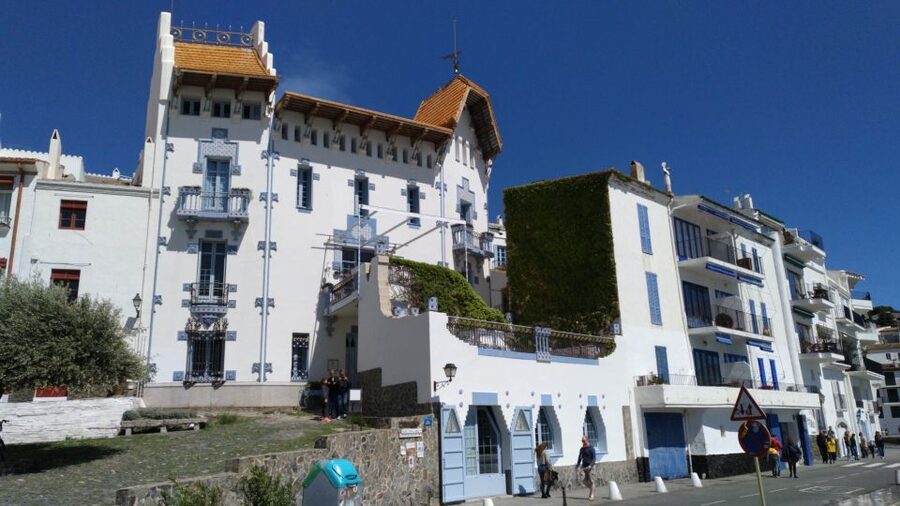From Girona: Cadaqués, St Pere de Rodes Monastery - Practical tips so the day feels easy, not exhausting