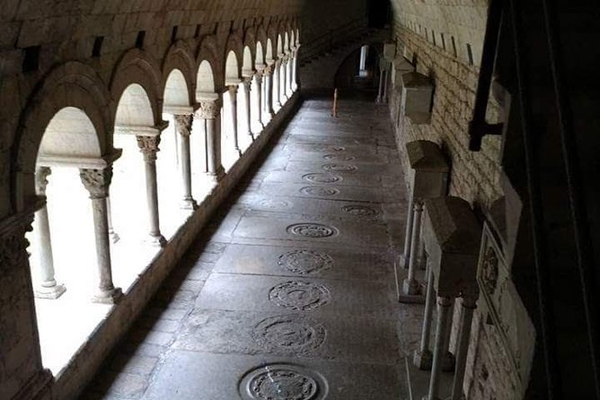 Game Of Thrones Walking Tour in Girona - The Cathedral area and the German Headquarters at the edge of the action