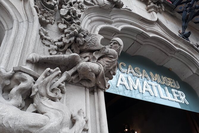 Gaudí and Modernism - Private Walking Tour - Manzana de la Discordia: Casa Lleó i Morera Takes the Lead