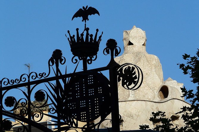 Gaudí and Modernism - Private Walking Tour - Plaza de Catalunya: The Old City Cut Meets the Eixample Leap