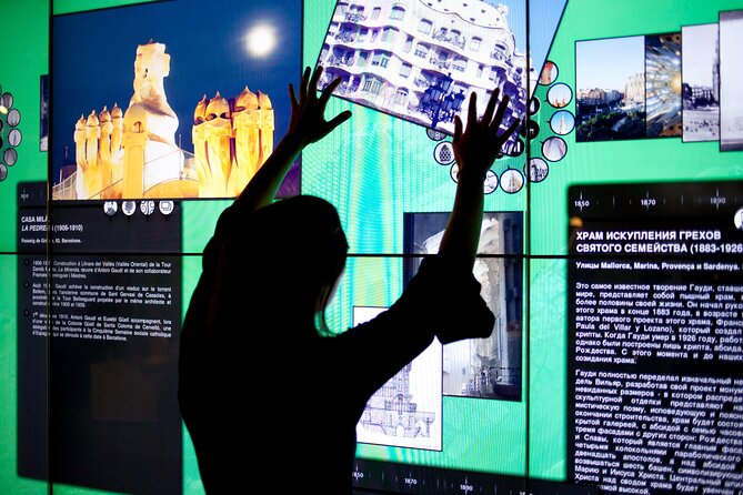 Gaudi Experience Admission Ticket - The 4D audiovisual experience, seats that move and visions that change shape