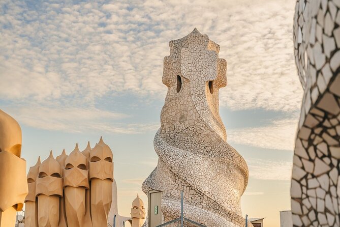 Gaudi Guided Tour: Casa Batllo, La Pedrera & Casa Vicens - Where You Meet, How You Get Around, and Why It Matters
