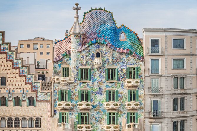 Gaudi Guided Tour: Casa Batllo, La Pedrera & Casa Vicens - Casa Vicens: The Optional Stop, the Audio Pace, and the Cava Finish