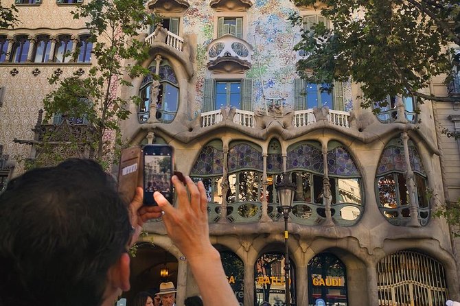 Gaudi houses Private Tour: La Pedrera & Casa Vicens Skip-the-Line - Passeig de Gràcia and Casa Batllo, seen the right way